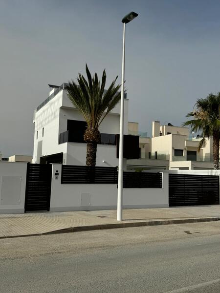 Proyecto El Pinet Alicante Construcciones y Reformas Sanframur